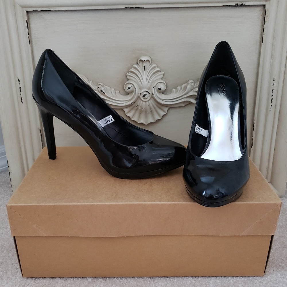NWOT Black high heel pumps Target shoes